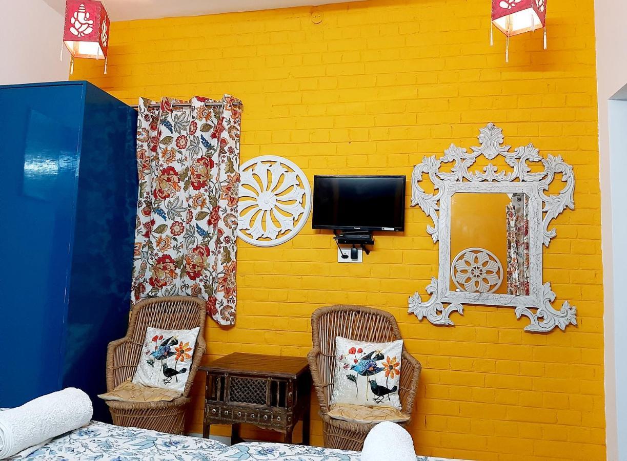 The Coral House Homestay By The Taj Agra  Bagian luar foto